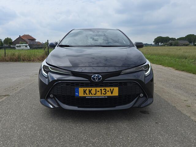 Toyota COROLLA 1.8 Hybrid - Euro 6 - 122 Pk - Navi - ParkeerCamera - Climate Control