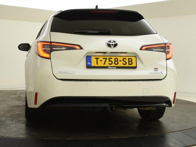 Toyota COROLLA Touring Sports 1.8 Hybrid GR-Sport | Halfleer | PDC | Blindspot | Trekhaak
