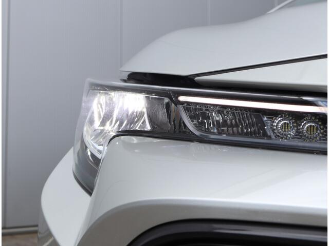 Toyota COROLLA Touring Sports 1.8 Hybrid Business | Navigatie | Stoelverwarming