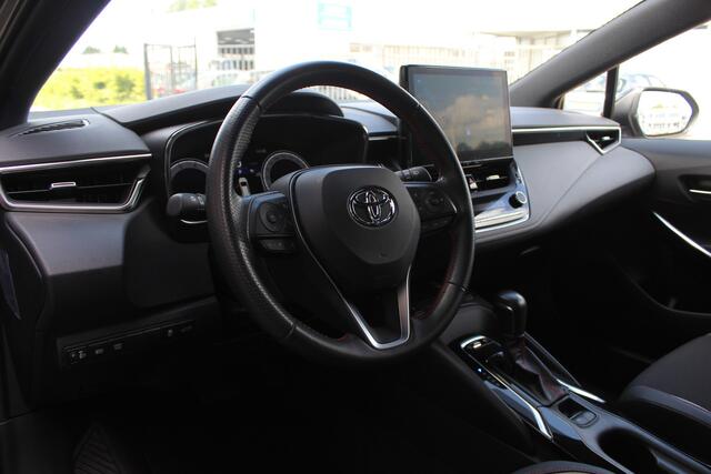Toyota COROLLA Touring Sports 1.8 Hybrid GR-Sport Bi-Tone | Rijklaar | Trekhaak | Navi | Apple/Android | Clima | Stoelverwarming | Cruise