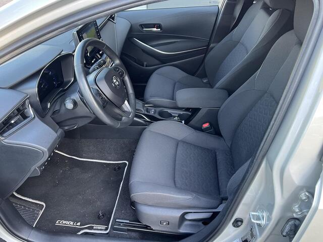 Toyota COROLLA Touring Sports 2.0 Hybrid Style | Rijklaar |
