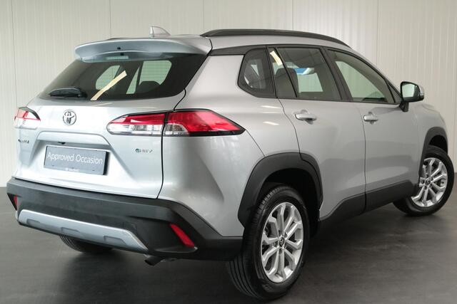 Toyota COROLLA Cross Hybrid 140 Style Limited, BSM, Parkeersensoren Stuur & Stoelverwarming, BSM, Sensoren!
