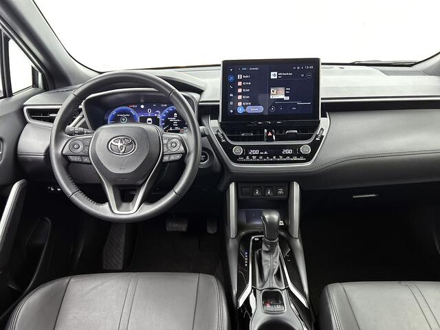 Toyota COROLLA Cross 2.0 Hybrid First Edition | Navigatie | Trekhaak |