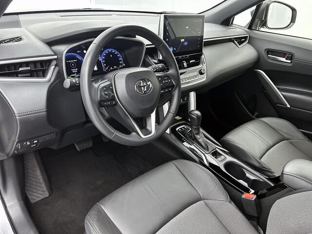 Toyota COROLLA Cross 2.0 Hybrid First Edition | Navigatie | Trekhaak |