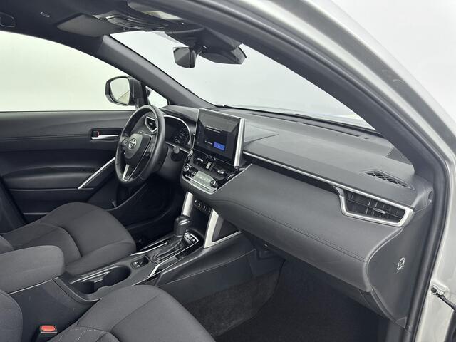 Toyota COROLLA Cross Hybrid 140 Dynamic Luxury | Parkeersensoren V+A | Stuur-Stoelverwarming |