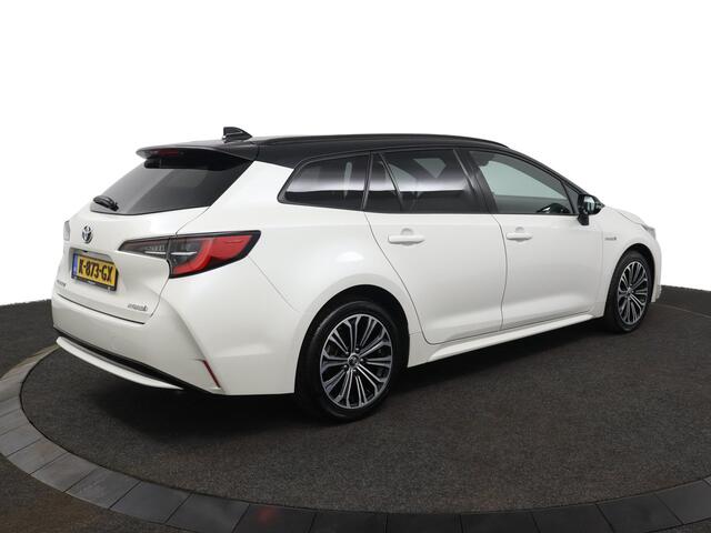 Toyota COROLLA Touring Sports 1.8 Hybrid Style Limited | Stoel- en Stuurwielverwarming | Head Up Display | Bi Tone | Privacy Glass | 10 Jaar Garantie! |