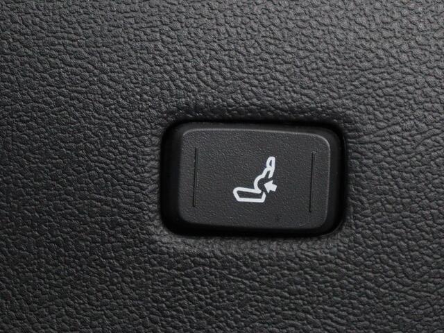 Toyota COROLLA 1.8 Hybrid Active | Stoelverwarming | Adaptive cruise | Camera | Navigatie | Parkeerhulp | Bluetooth | Lane assist | Climate control