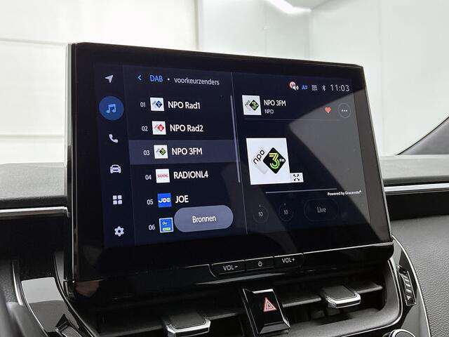 Toyota COROLLA Touring Sports Hybrid 140 Dynamic | BTW Voertuig | Stoelverwarming | Parkeersensoren voor+achter | Draadloze telefoonlader | Apple CarPlay/ Android Auto |