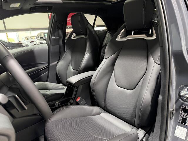 Toyota COROLLA Hybrid 180 Executive | VOORRAAD | ¤4.100 VOORDEEL | PANORAMA-DAK | PDC V+A | BSM | ACC | STOEL + STUUR VERWARMING