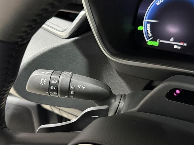 Toyota COROLLA Hybrid 180 Executive | VOORRAAD | ¤4.100 VOORDEEL | PANORAMA-DAK | PDC V+A | BSM | ACC | STOEL + STUUR VERWARMING