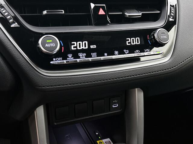 Toyota COROLLA Cross Hybrid 140 Style