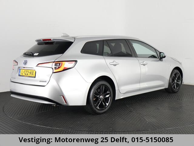 Toyota COROLLA Touring Sports 1.8 HYBRID BLACKLINE ED. GARANTIE TOT 06-2031 CLOUD NAVIGATIE. ADAPTIEVE CRUISE CONTROL . ACHTERUITRIJ CAMERA . APPLE CARPLAY & ANDRIOD AUTO .