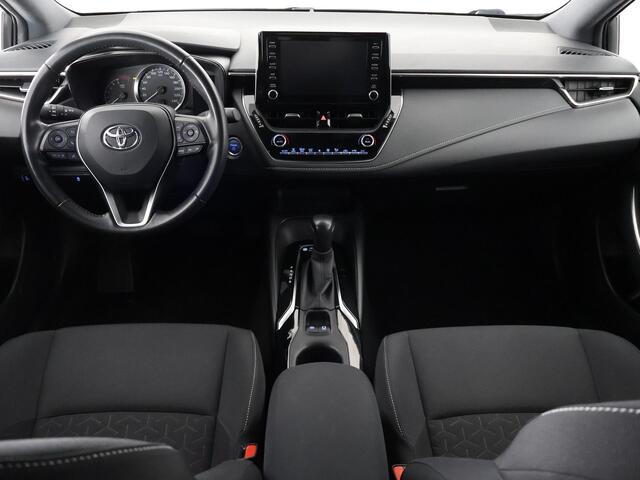 Toyota COROLLA Touring Sports 1.8 HYBRID BLACKLINE ED. GARANTIE TOT 06-2031 CLOUD NAVIGATIE. ADAPTIEVE CRUISE CONTROL . ACHTERUITRIJ CAMERA . APPLE CARPLAY & ANDRIOD AUTO .