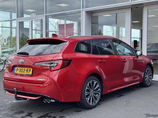 Toyota COROLLA Touring Sports 2.0 Hybrid Dynamic Limited Trekhaak | Dodehoekdetectie | Stoel/Stuurwiel verwarming | Parkeersensoren V+A | Apple Android Carplay |17 inch lichtmetalen velgen