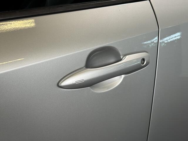 Toyota COROLLA Touring Sports 2.0 Hybrid Executive | Head-up display | JBL audio | Stoel/stuurverwarming | Sportstoelen voor |