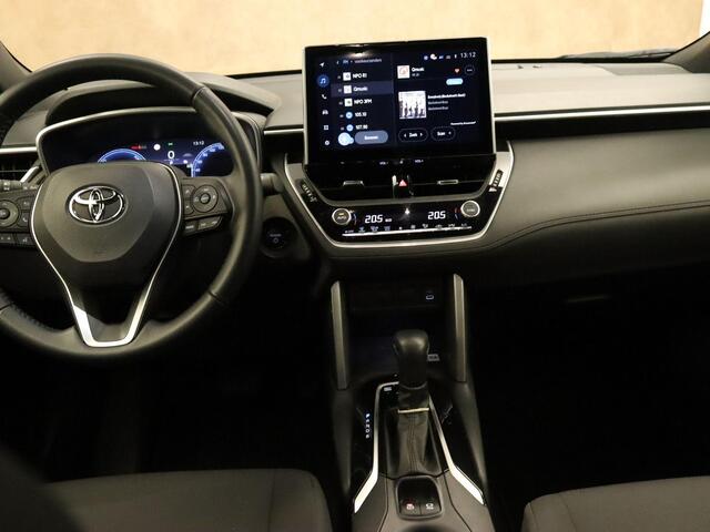 Toyota COROLLA Cross Hybrid 140 Dynamic - ELEKTRISCHE ACHTERKLEP - DRAADLOZE OPLADER - CLIMATE CONTROL - CRUISE CONTROL ADAPTIEF - APPLE CARPLAY/ANDROID AUTO - BLUETOOTH TELEFOONVOORBEREIDING - KEYLESS START - NAVIGATIESYSTEEM FULL-MAP - LED KOPLAMPEN