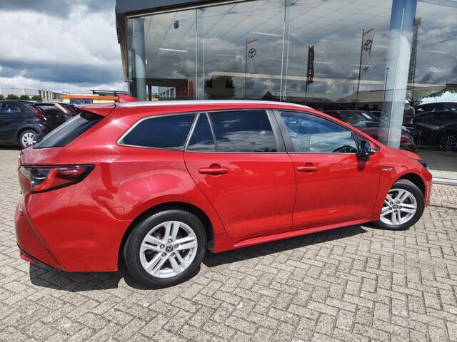 Toyota COROLLA Touring Sports 1.8 Hybrid Dynamic | HUD | El. Achterklep | Stoel-Stuurverwarming | Keyless Entry