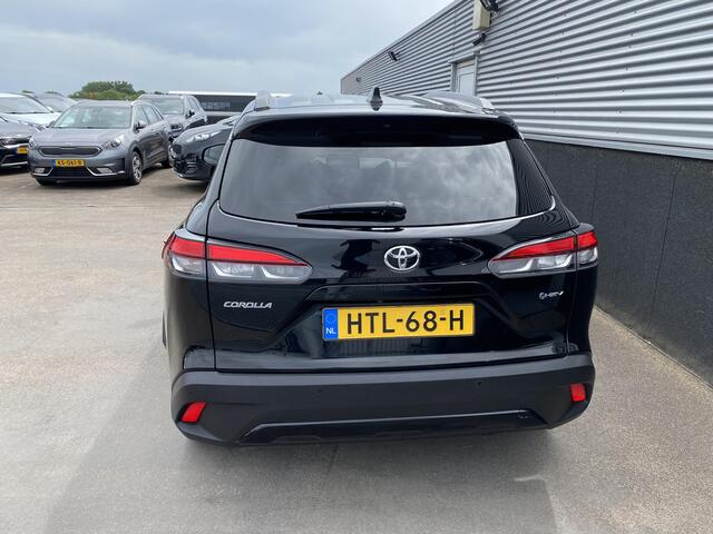 Toyota COROLLA Cross Hybrid 140 Style Dodehoekdetectie, Parkeersensoren voor + achter, Navigatie, Smart Key, Privacy glass, Elek. achterklep, NL-auto, BTW-auto