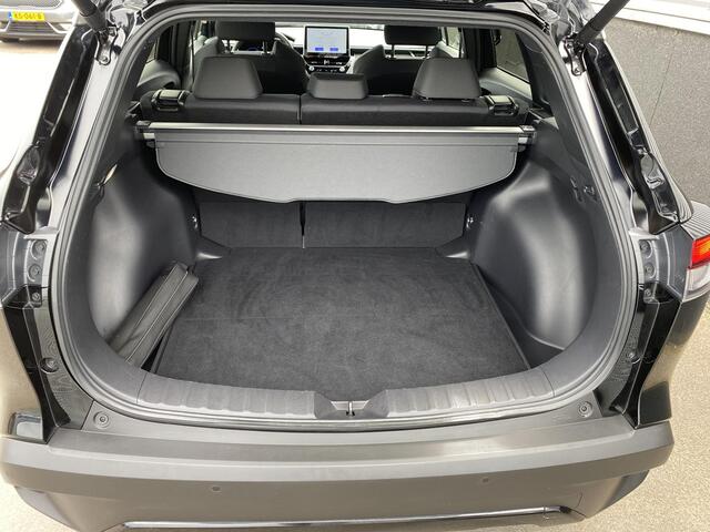 Toyota COROLLA Cross Hybrid 140 Style Dodehoekdetectie, Parkeersensoren voor + achter, Navigatie, Smart Key, Privacy glass, Elek. achterklep, NL-auto, BTW-auto