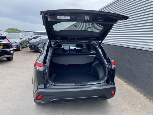 Toyota COROLLA Cross Hybrid 140 Style Dodehoekdetectie, Parkeersensoren voor + achter, Navigatie, Smart Key, Privacy glass, Elek. achterklep, NL-auto, BTW-auto