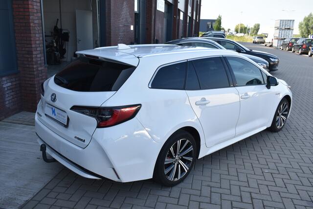 Toyota COROLLA Touring Sports 1.8 Hybrid Dynamic