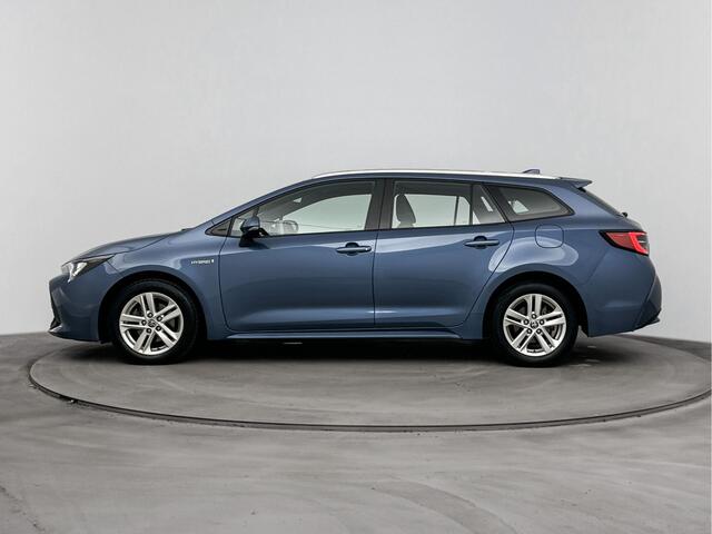 Toyota COROLLA Touring Sports 1.8 Hybrid Active | NL-Auto | Parkeercamera | Apple Carplay-Android auto |