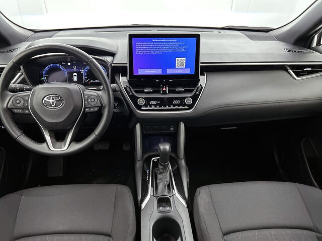Toyota COROLLA Cross Hybrid 140 Style l Navigatie l Parkeersensoren l Elektrische kofferklep |