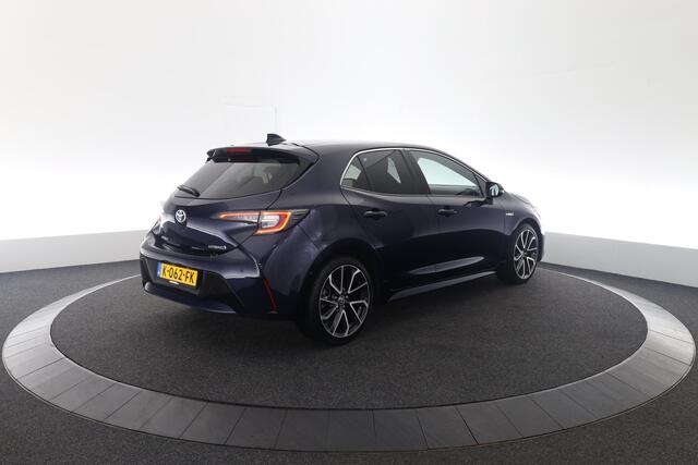 Toyota COROLLA 1.8 Hybrid Executive | Stoelverwarming
