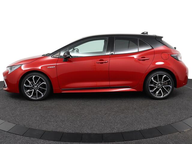 Toyota COROLLA 1.8 Hybrid Executive | Dodehoekdetectie | Navigatie |