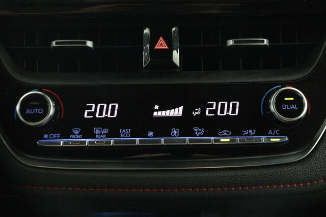 Toyota COROLLA 1.8 Hybrid Executive | Dodehoekdetectie | Navigatie |