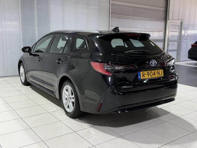 Toyota COROLLA Touring Sports 1.8 Hybrid Active | Camera | Navigatie | All season banden | Apple carplay/anroid auto | BTW Auto | Orgineel NL | 1e Eigenaar |