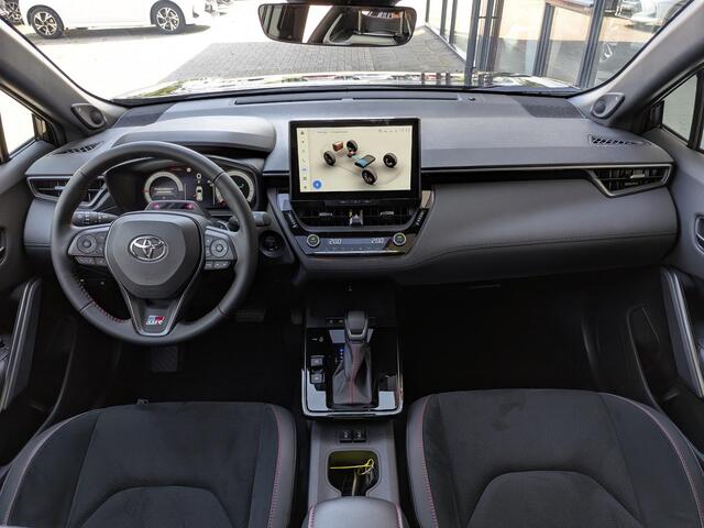 Toyota COROLLA Cross Hybrid 180 GR Sport Plus Pack | JBL | Pano | Stoel- Stuurverw. | Dodehoek | Elek. kofferklep | Carplay