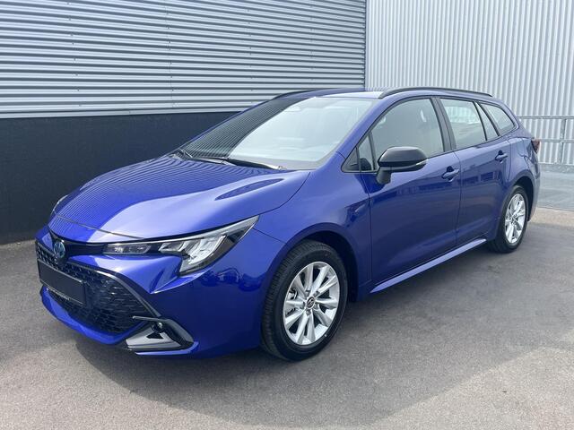 Toyota COROLLA Hybrid 140 Active automaat Voorraad voordeel 4.245,- Nieuw uit voorraad Leverbaar, incl AppleCarPlay/AndroidAuto, LM velgen, Parkeercamera, Climate control, Adaptieve Cruise control