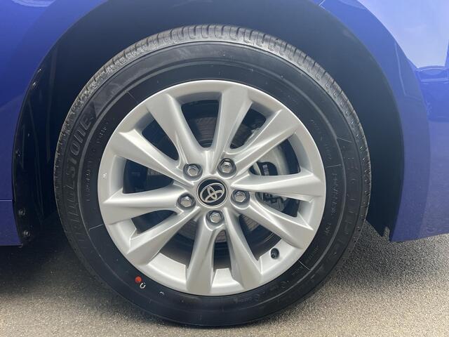 Toyota COROLLA Hybrid 140 Active automaat Voorraad voordeel 4.245,- Nieuw uit voorraad Leverbaar, incl AppleCarPlay/AndroidAuto, LM velgen, Parkeercamera, Climate control, Adaptieve Cruise control