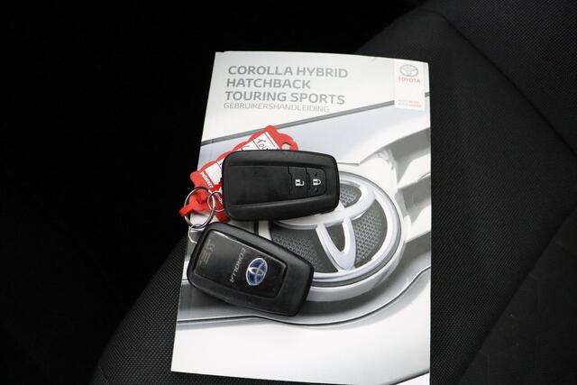 Toyota COROLLA Touring Sports 1.8 Hybrid Active | Apple carplay & Android auto | Parkeer camera | Cruise control |