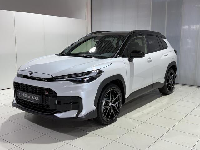 Toyota COROLLA Cross Hybrid 180 GR Sport Panoramadak, JBL Geluidsysteem, Snel leverbaar, € 3000 inruilpremie, 2 Tone Lak