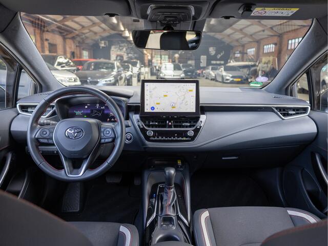 Toyota COROLLA Touring Sports Hybrid 140 GR Sport *ACC | Trekhaak | Camera | Keyless | Blindspot | Apple Carplay | Stoelverwarming | Clima | Navi*