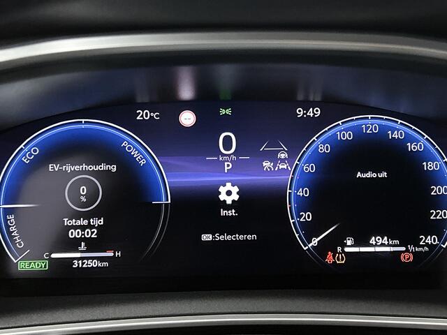 Toyota COROLLA Touring Sports Hybrid 140 Dynamic | NL dealeronderhouden | Special Deal | Parkeersensoren voor+achter | Stoelverwarming | Draadloze telefoonlader | Apple CarPlay/Android Auto | Cruise Control Adaptive |