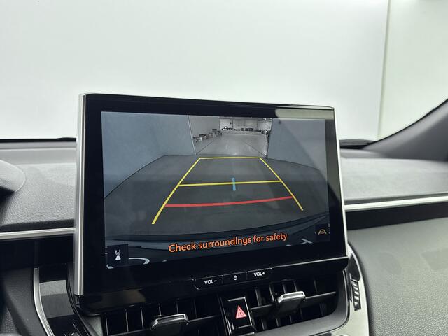 Toyota COROLLA Cross Hybrid 140 Dynamic | Voorruit-Stuur-Stoelverwarming | Parkeersensoren V+A |