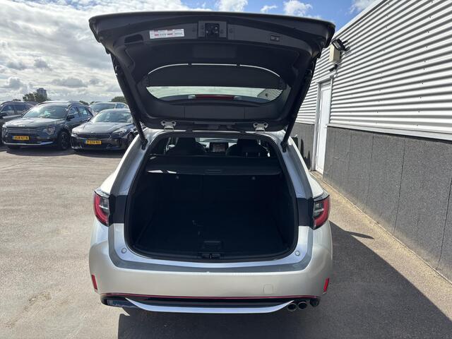 Toyota COROLLA Touring Sports 2.0 Hybrid Style edition Stoelverwarming, extra getint glas, draadloze telefoonlader, elektr. achterklep, Apple CarPlay/Android Auto