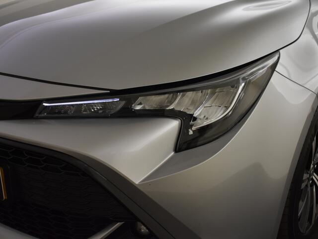 Toyota COROLLA 1.8 Hybrid Dynamic | Trekhaak | Stoelverw. | Halfleer |