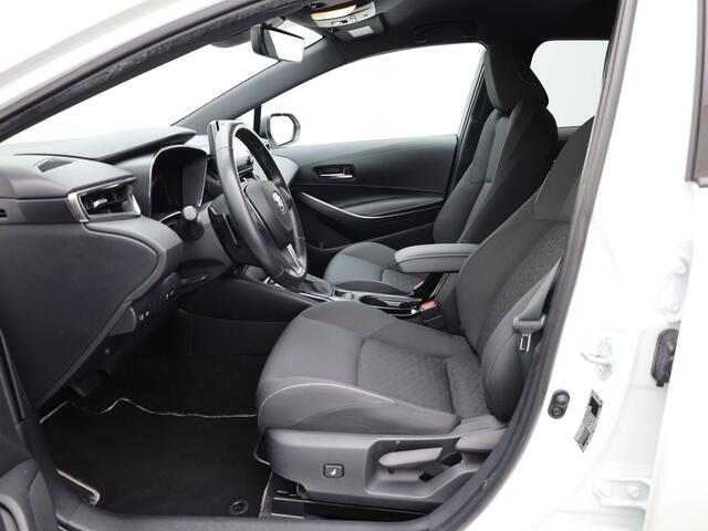 Toyota COROLLA Touring Sports 2.0 Hybrid Dynamic | Apple Carplay / Android | Elek. Klep | Stoelverwarming | Prijs Rijklaar !!