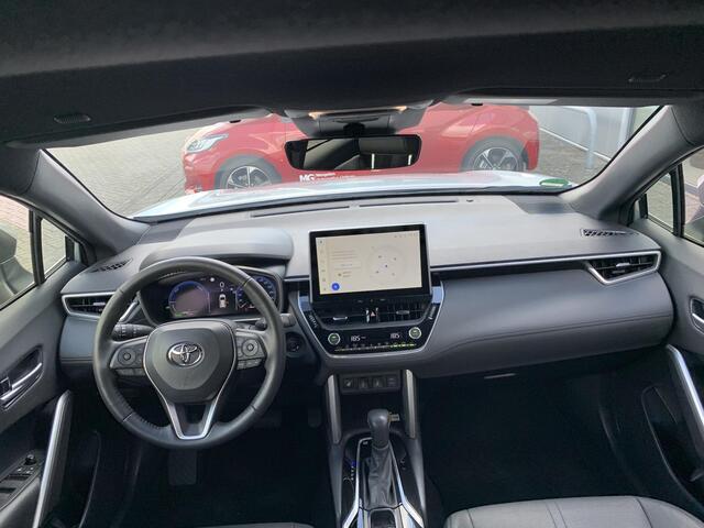 Toyota COROLLA Cross Hybrid 140 Style | Rijklaar |