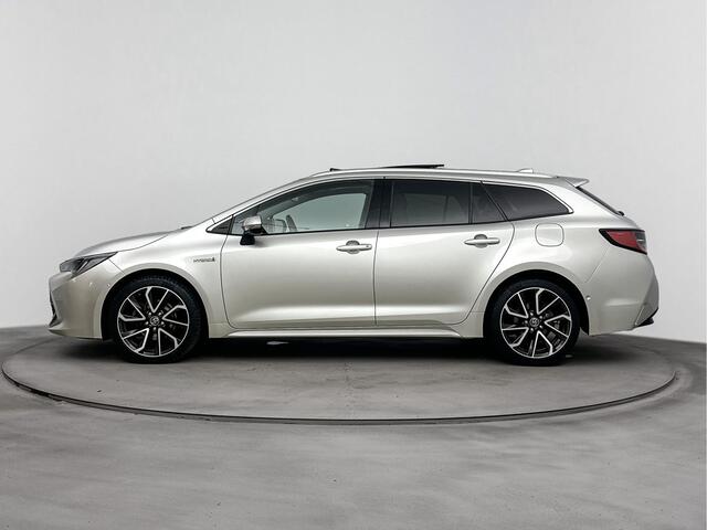Toyota COROLLA Touring Sports 2.0 Hybrid Executive JBL | Stuur/Stoelverwarming | Trekhaak | Elek Achterklep | Parkeersensoren V+A |