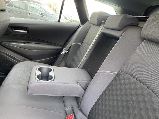 Toyota COROLLA Touring Sports 1.8 Hybrid Active NL Auto Nieuwe Model Dealer Onderhouden Navi Carplay Clima Cruise