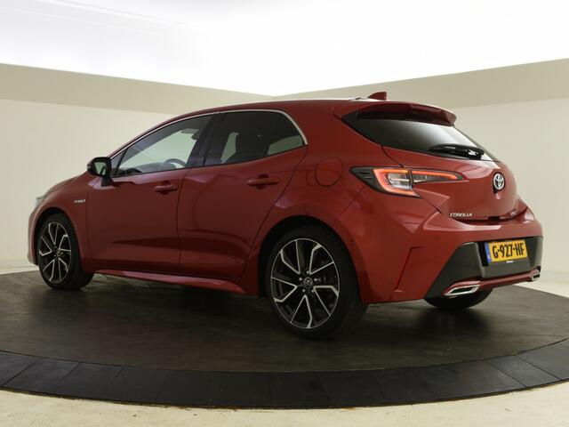 Toyota COROLLA 2.0 Hybrid Executive | JBL-audio | Trekhaak | Head-up | PDC