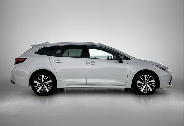 Toyota COROLLA Touring Sports Hybrid 140 Dynamic | Stoelverwarming | Parkeersensoren | Navigatie | **