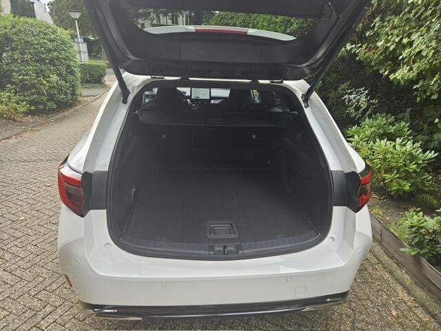 Toyota COROLLA Touring Sports 2.0 High Power Hybrid First Edition Elektrische achterklep