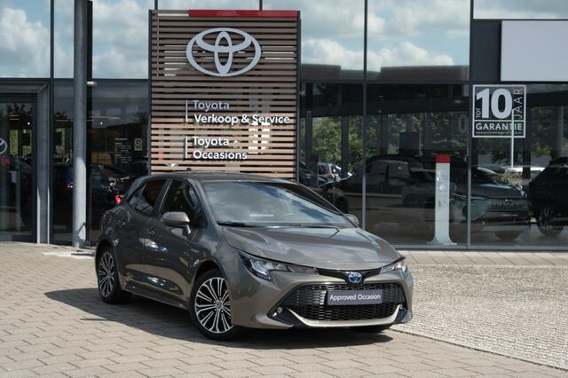 Toyota COROLLA 1.8 Hybrid Dynamic Automaat | Apple Carplay / Android auto | Stoelverwarming | 7 inch digitaal instrumentenpaneel | Regensensor | Automatisch dimmende binnenspiegel | Schakelflippers achter stuur (al