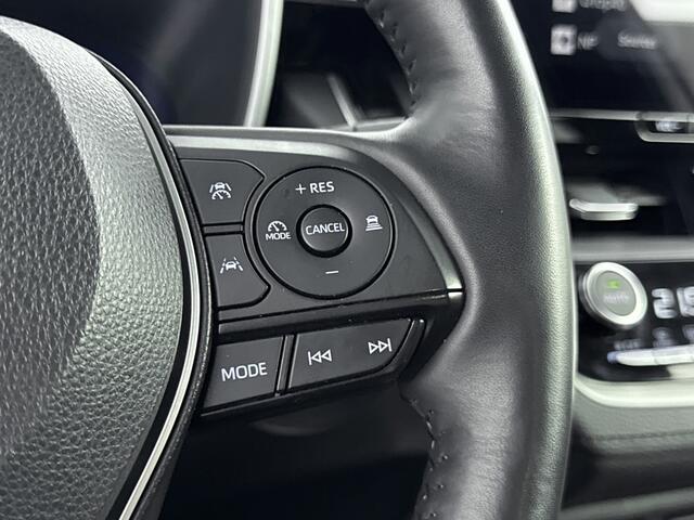 Toyota COROLLA Cross Hybrid 140 Dynamic | Voorruit-Stuur-Stoelverwarming | Parkeersensoren V+A |